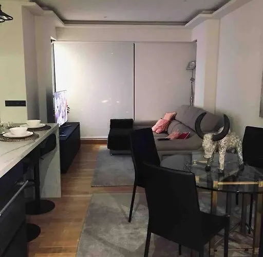 Centrico Y Moderno Con Vistas A La Ria فيجو